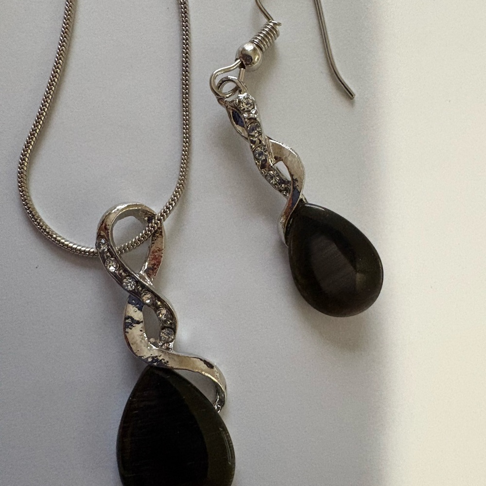 Silver-Tone Necklace with Black Teardrop Pendant